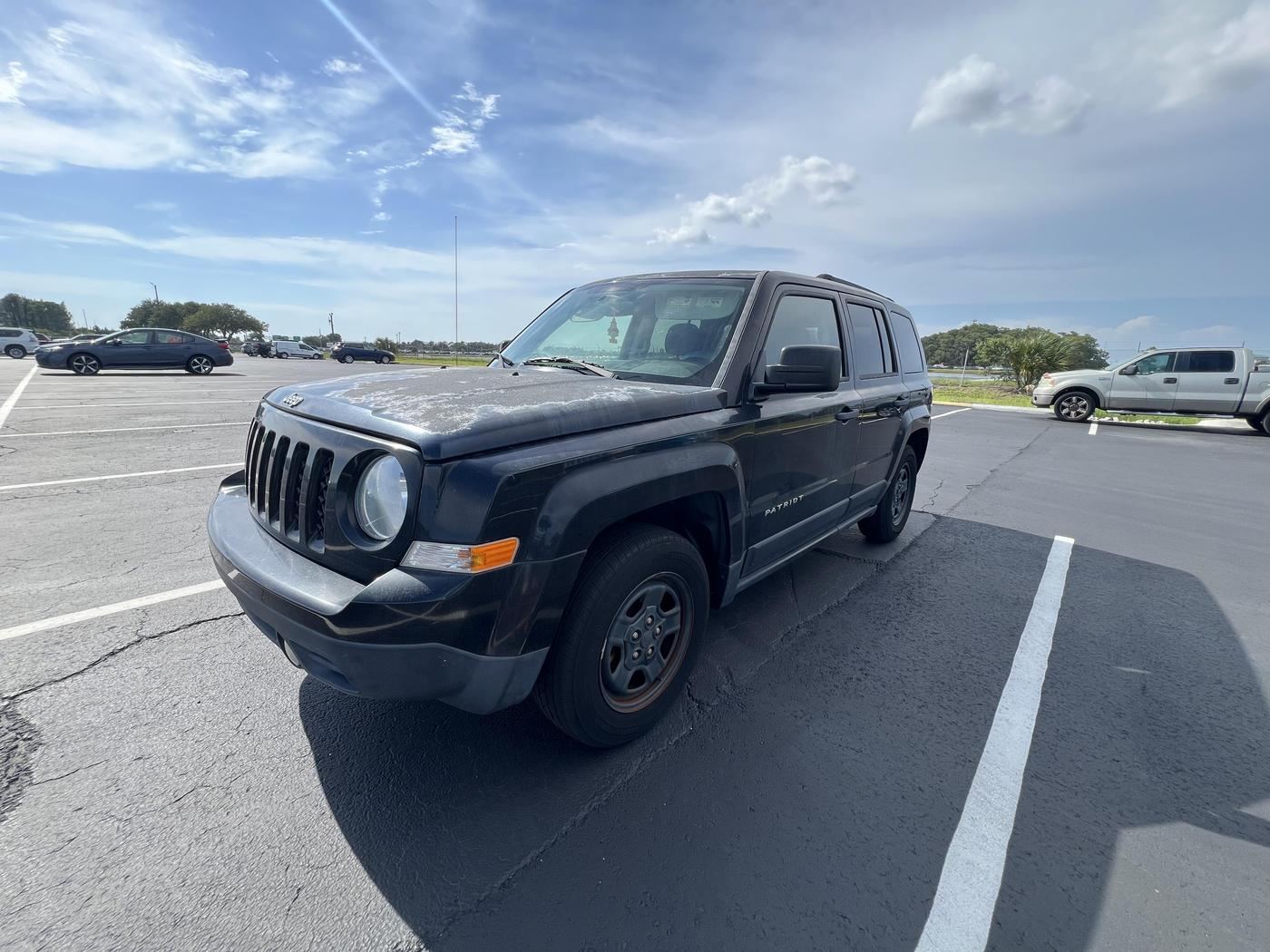 Vehicle photo 3
