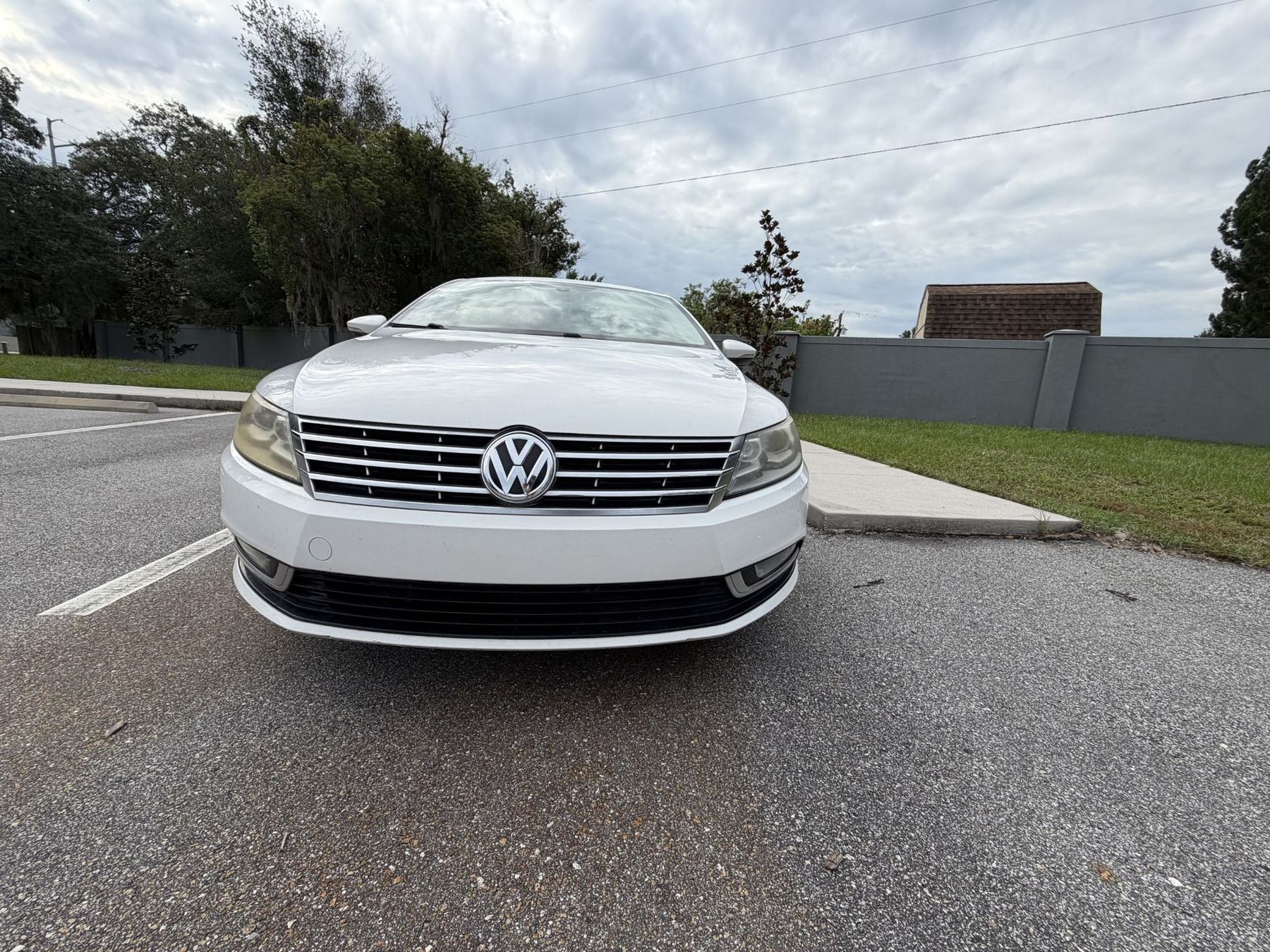 Vehicle photo 2